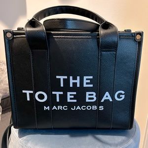 Inspired- Marc Jacob’s small tote bag